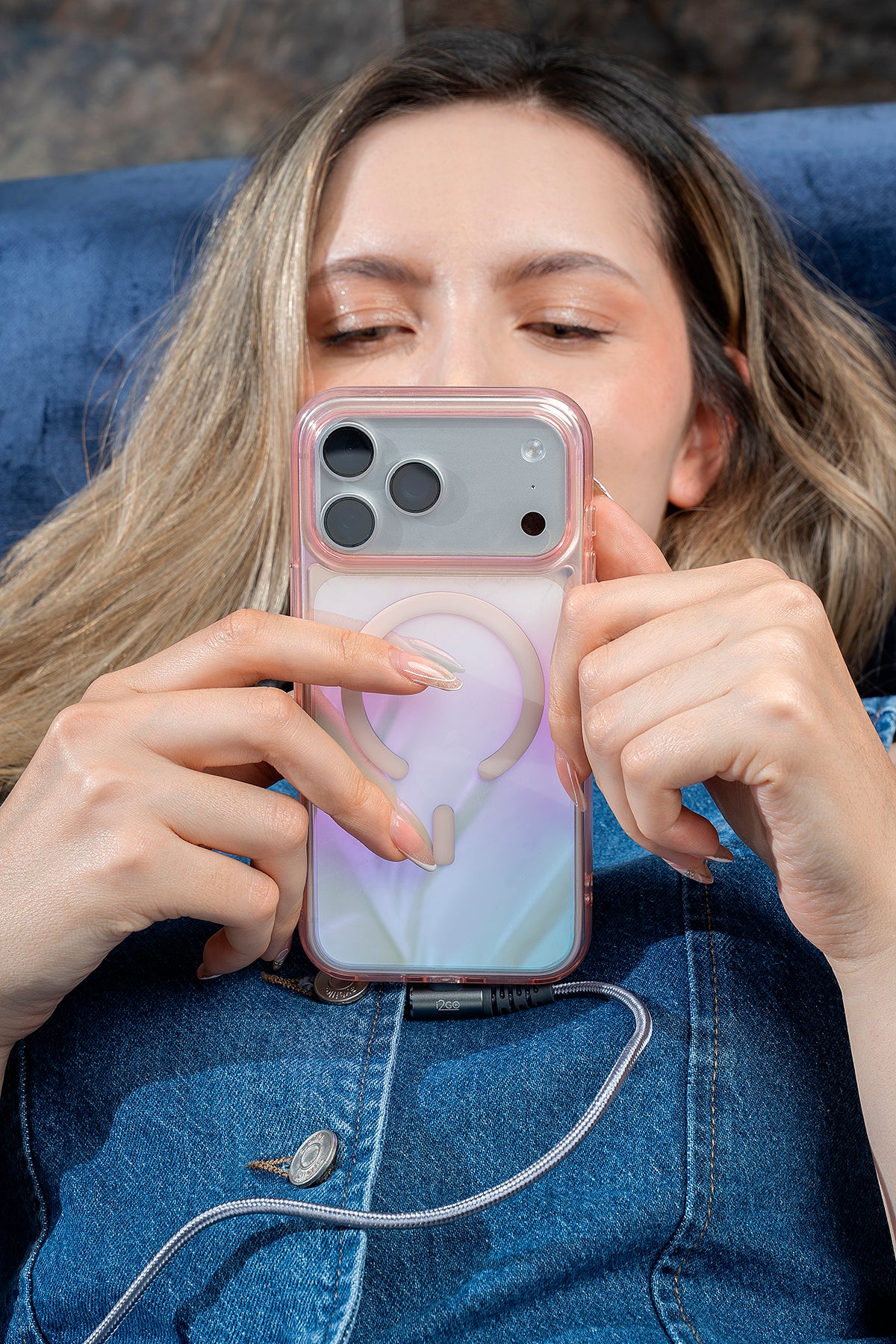 Cable USB-C a USB-C Diseño 90° 1.8m